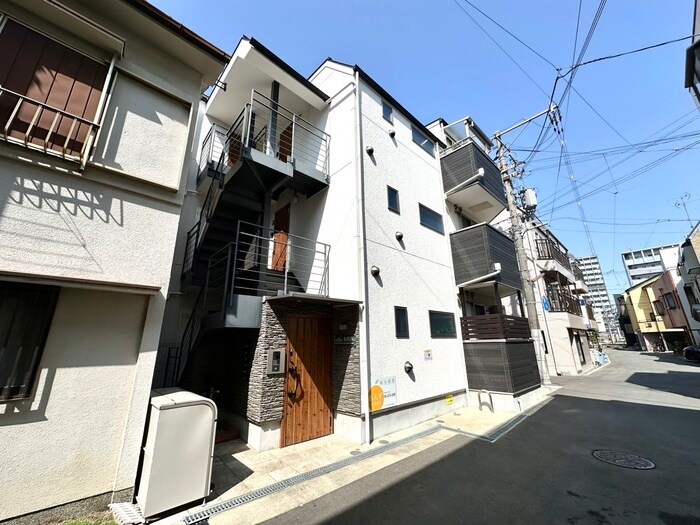 物件外観写真1　(外観写真)