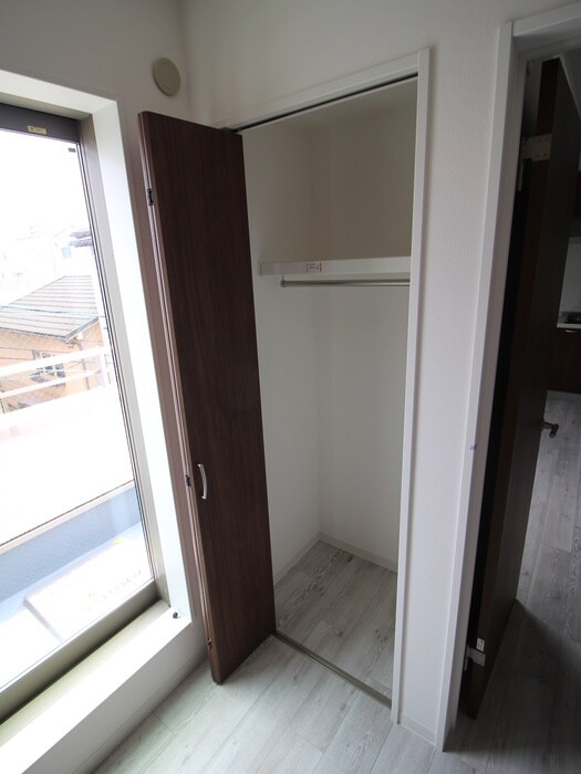 物件内観写真11　(収納)