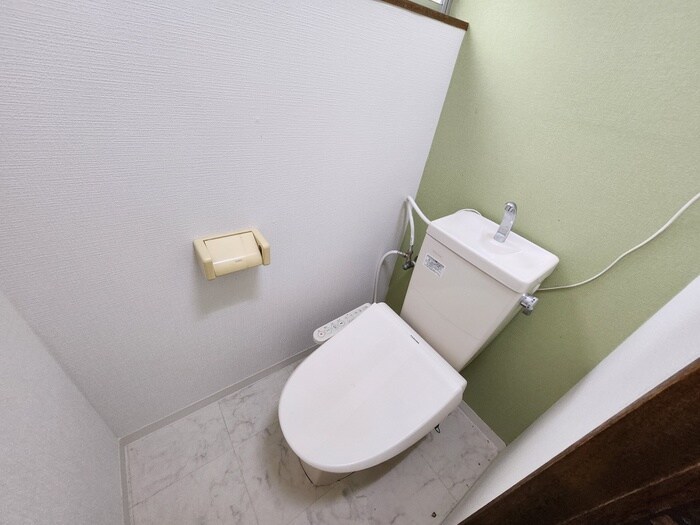物件内観写真9　(トイレ)