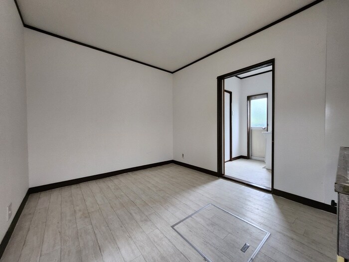 物件内観写真14　(居室)