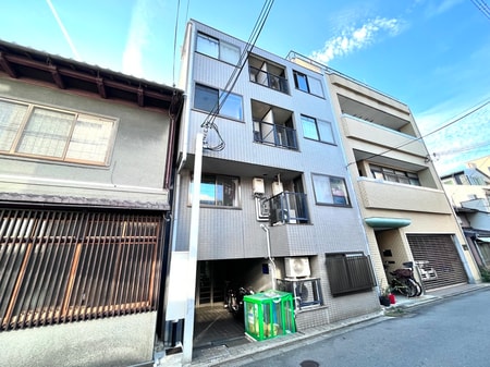 Ｄｓ　ＬＩＢＲＡ外観写真