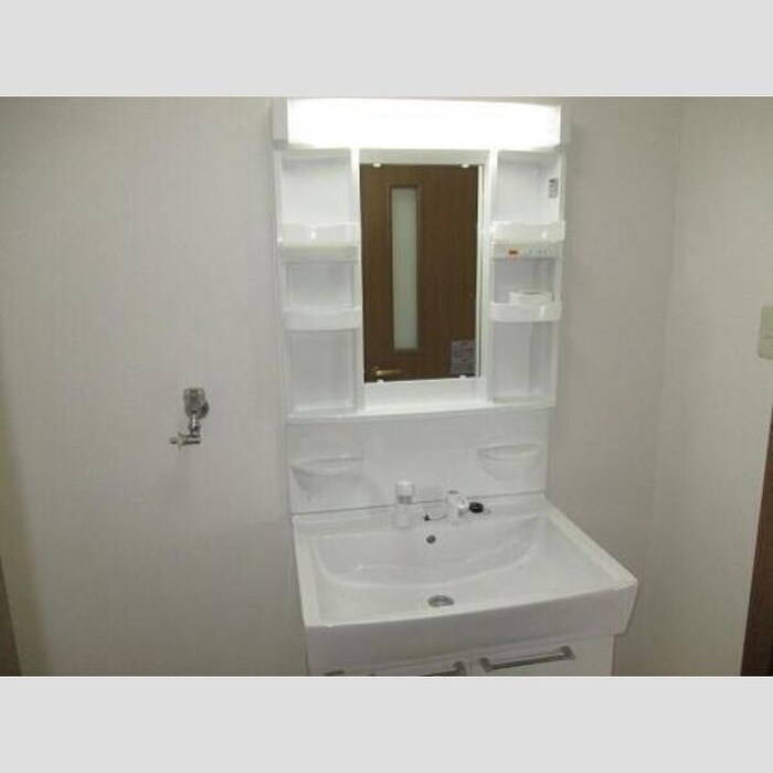 物件内観写真10　(洗面)