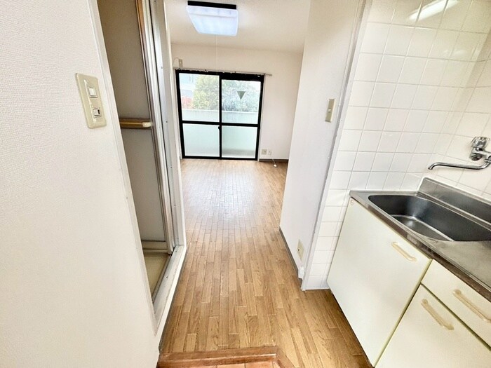 物件内観写真20　(廊下)