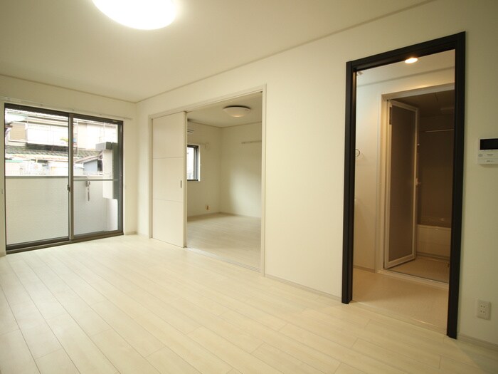 物件内観写真16　(居室)