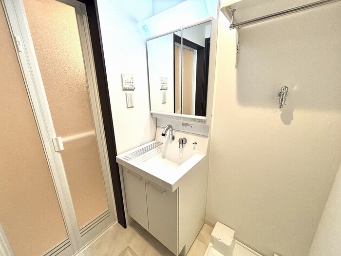 物件内観写真9　(洗面)