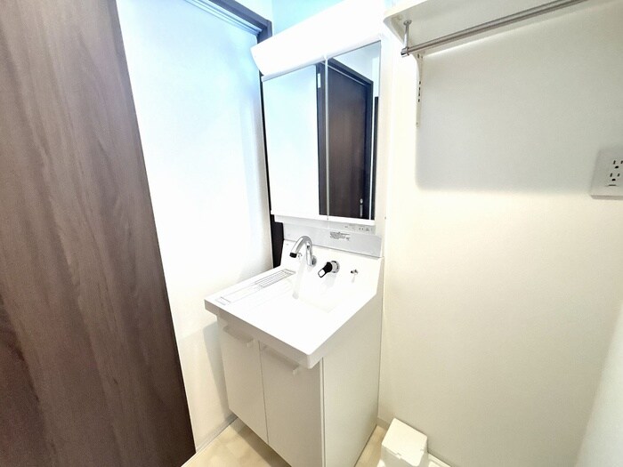 物件内観写真9　(洗面)