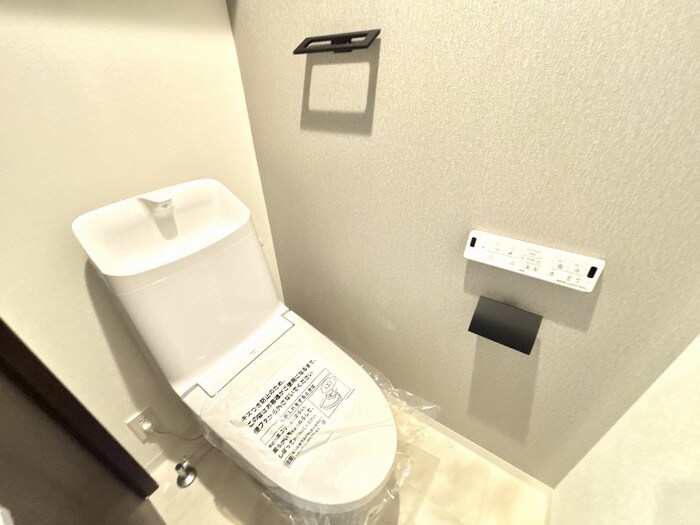 物件内観写真10　(トイレ)