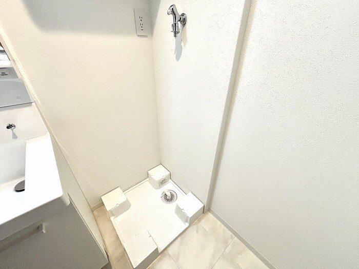 物件内観写真11　(洗濯機置場)