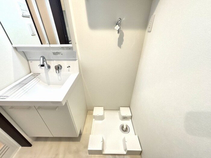 物件内観写真11　(洗濯機置場)