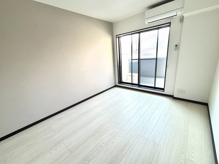 物件内観写真13　(居室)