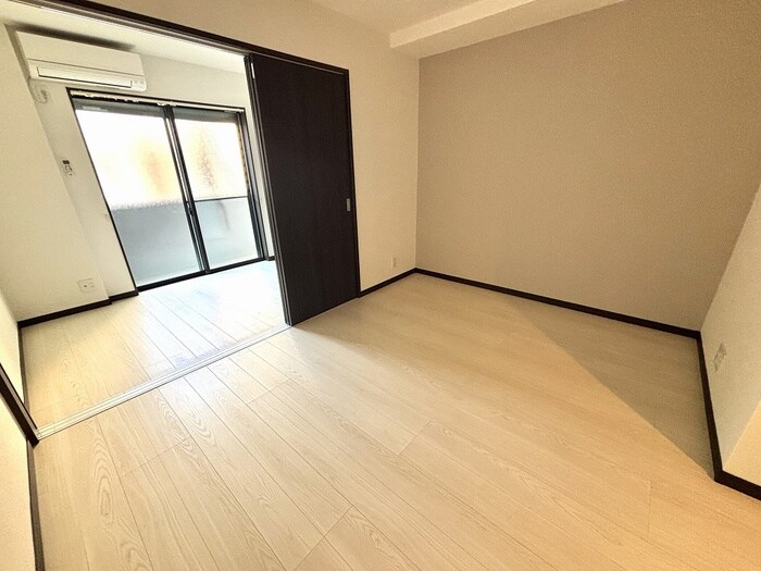 物件内観写真14　(居室)