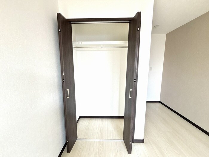 物件内観写真16　(収納)