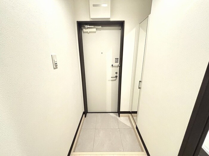 物件内観写真17　(玄関)