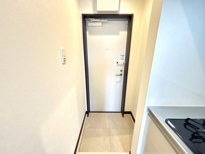 物件内観写真17　(玄関)