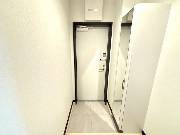 物件内観写真17　(玄関)
