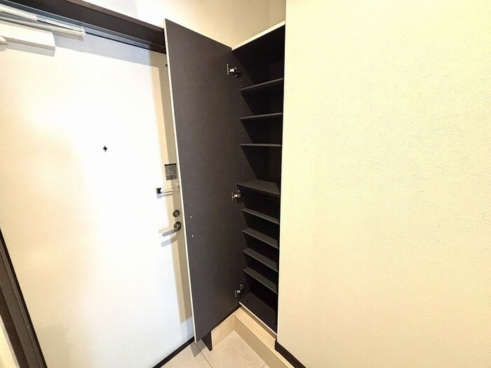 物件内観写真18　(靴箱)