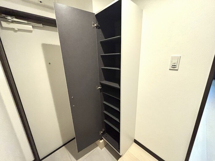 物件内観写真18　(靴箱)