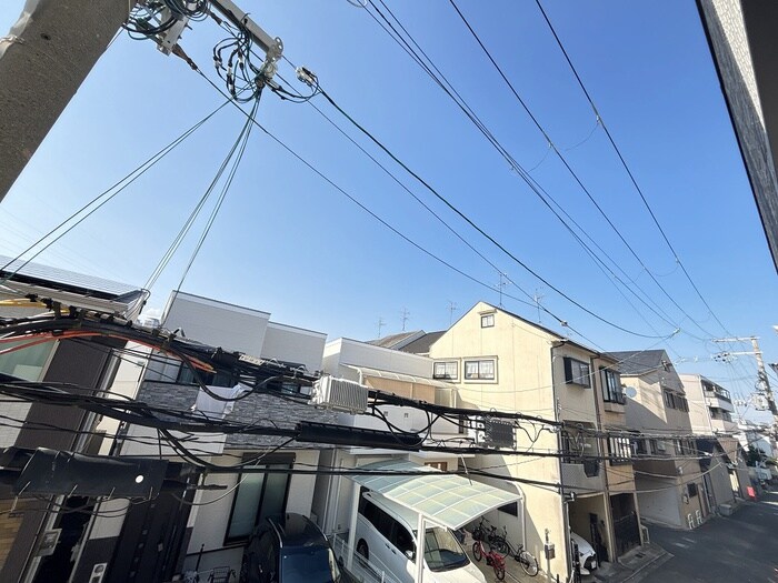 物件内観写真22　(室内からの展望)