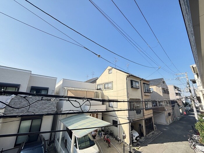 物件内観写真22　(室内からの展望)