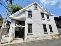 アメリカンハウス二条の外観写真