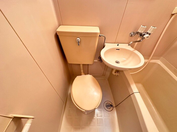 物件内観写真10　(トイレ)