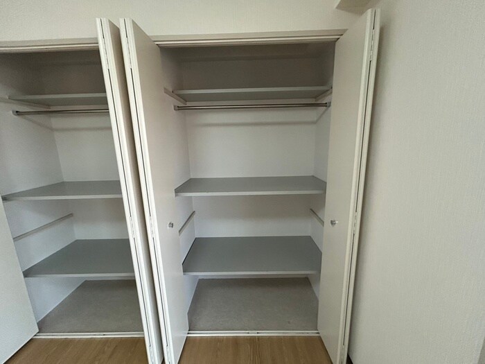 物件内観写真14　(廊下)