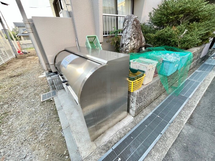 物件外観写真6　(建物設備)