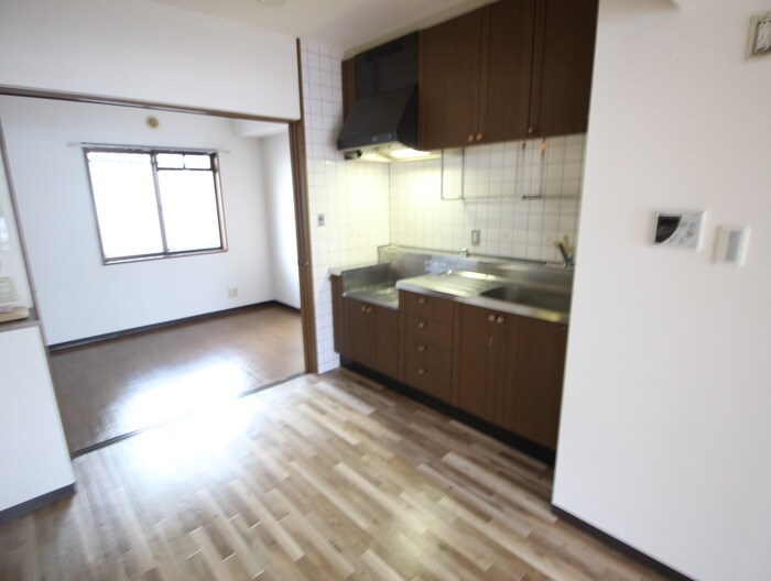 物件内観写真8　(居室)