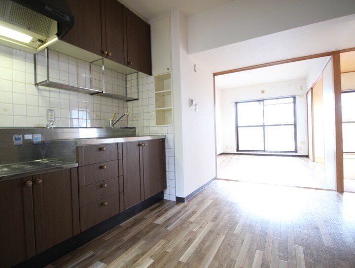 物件内観写真9　(居室)