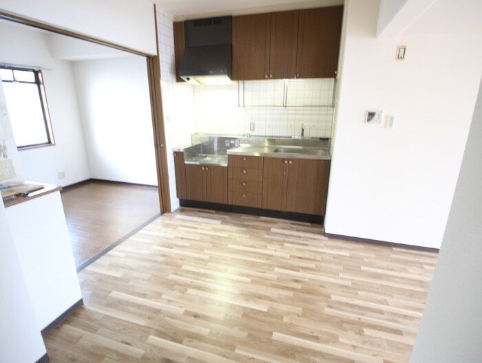 物件内観写真10　(居室)