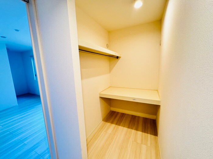 物件内観写真13　(収納)