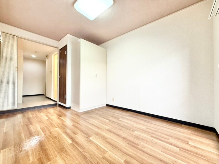 物件内観写真7　(居室)