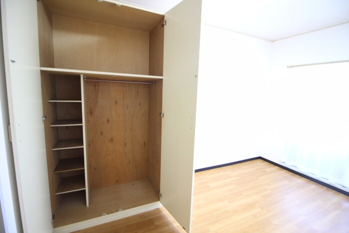物件内観写真11　(収納)