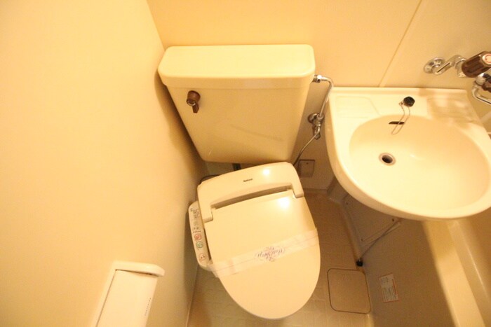 物件内観写真13　(トイレ)