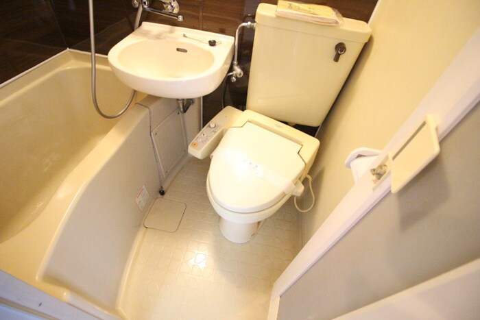 物件内観写真15　(トイレ)