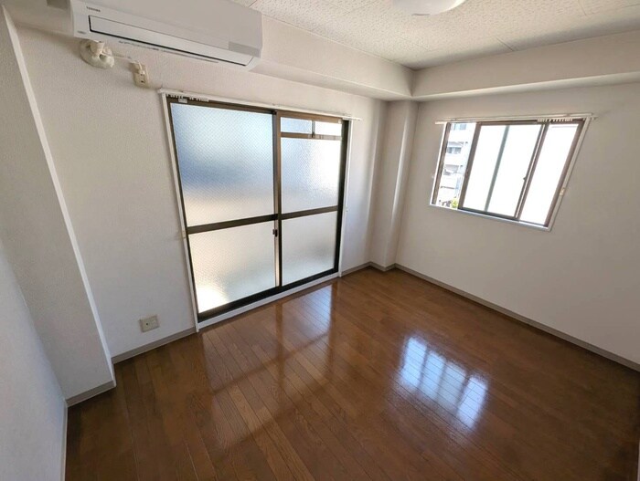 物件内観写真16　(居室)