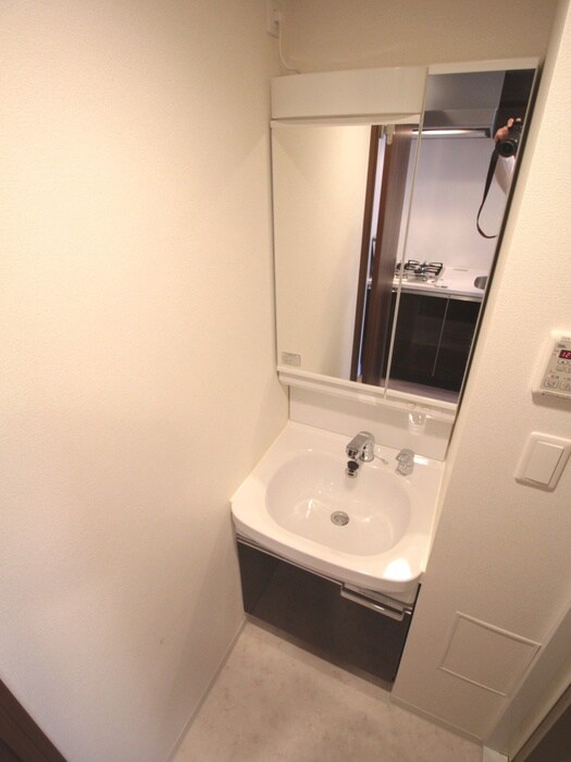 物件内観写真13　(洗面)