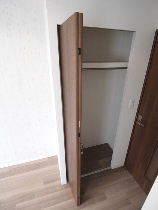 物件内観写真17　(収納)