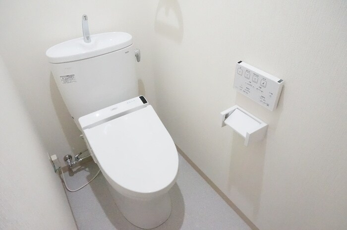 物件内観写真14　(トイレ)