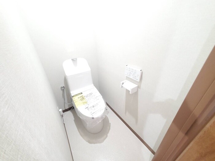 物件内観写真14　(トイレ)