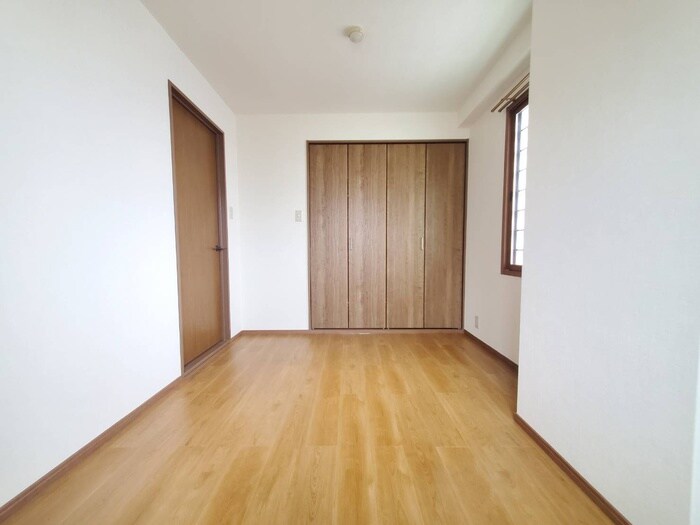 物件内観写真16　(内観写真)