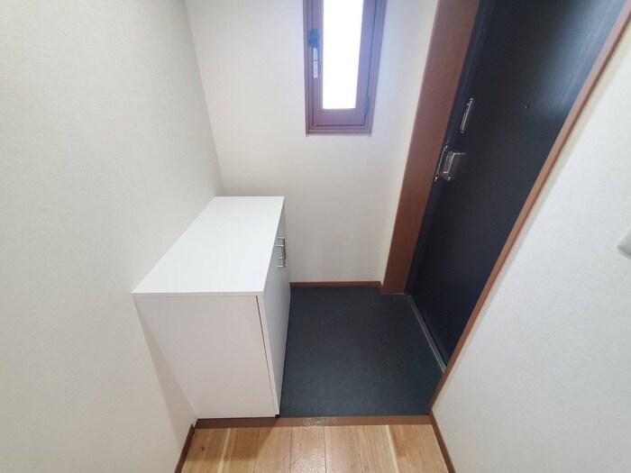 物件内観写真20　(玄関)