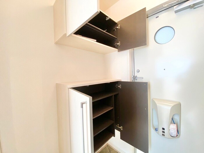 物件内観写真14　(靴箱)