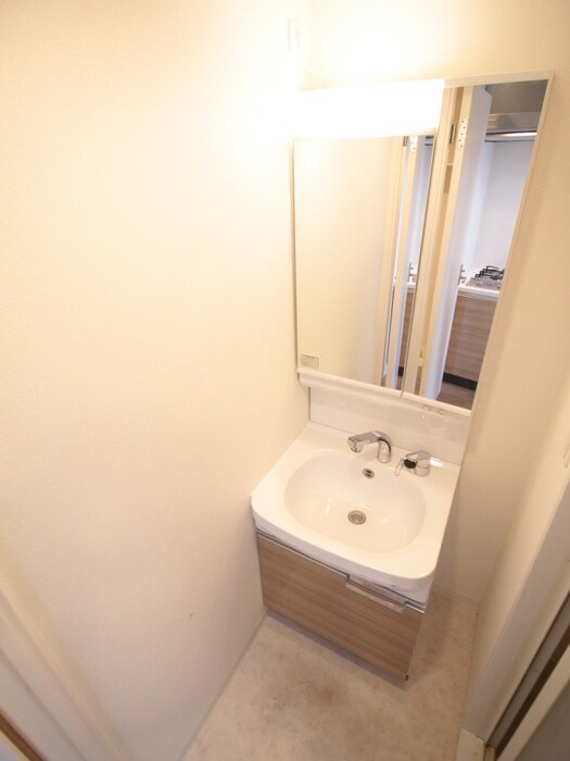 物件内観写真12　(洗面)