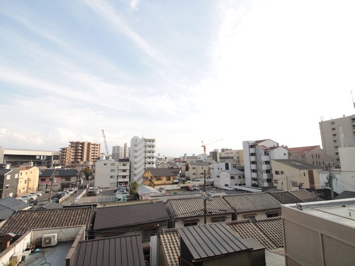 物件内観写真22　(室内からの展望)