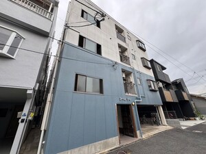 アールアイ外観写真