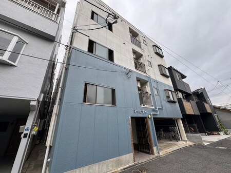 アールアイ外観写真