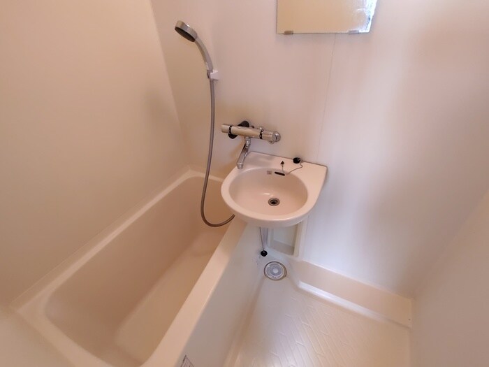 物件内観写真12　(バス／シャワールーム等)