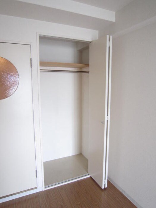 物件内観写真13　(収納)