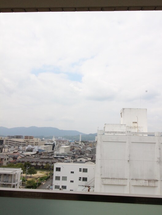 物件内観写真20　(室内からの展望)